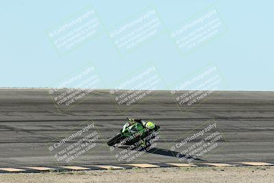 media/Jan-15-2026-Racers Edge (Thu) [[dfebeb70ab]]/3-B Group/Session 2 (Bowl Exit)/